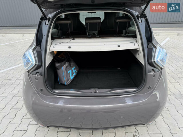 Сірий Рено Зое, об'ємом двигуна 0 л та пробігом 126 тис. км за 10499 $, фото 38 на Automoto.ua