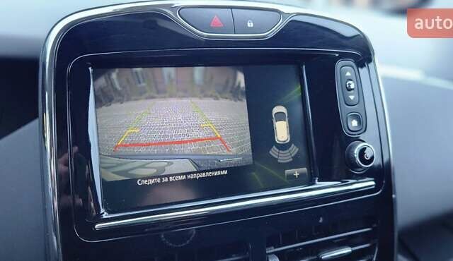 Серый Рено Зое, объемом двигателя 0 л и пробегом 91 тыс. км за 9999 $, фото 76 на Automoto.ua