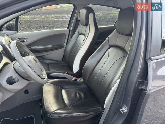Сірий Рено Зое, об'ємом двигуна 0 л та пробігом 87 тис. км за 9500 $, фото 12 на Automoto.ua
