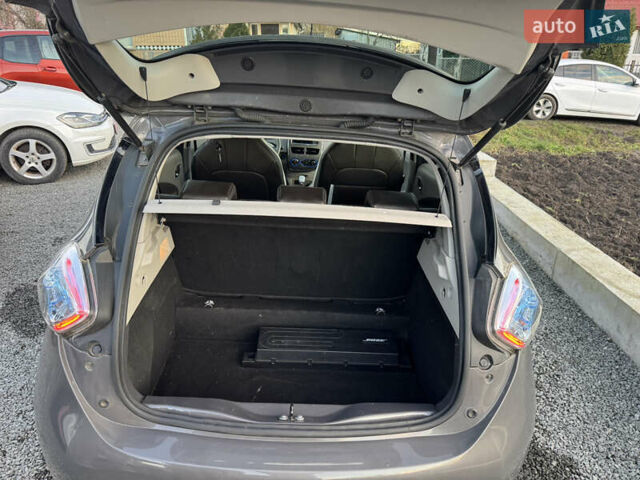 Сірий Рено Зое, об'ємом двигуна 0 л та пробігом 87 тис. км за 9500 $, фото 18 на Automoto.ua