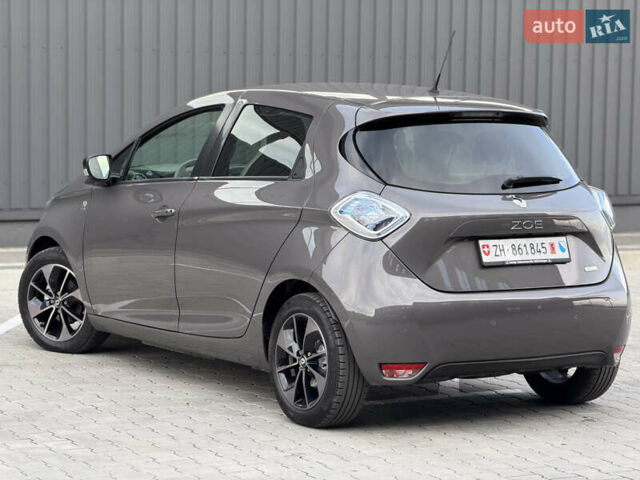 Сірий Рено Зое, об'ємом двигуна 0 л та пробігом 126 тис. км за 10499 $, фото 13 на Automoto.ua