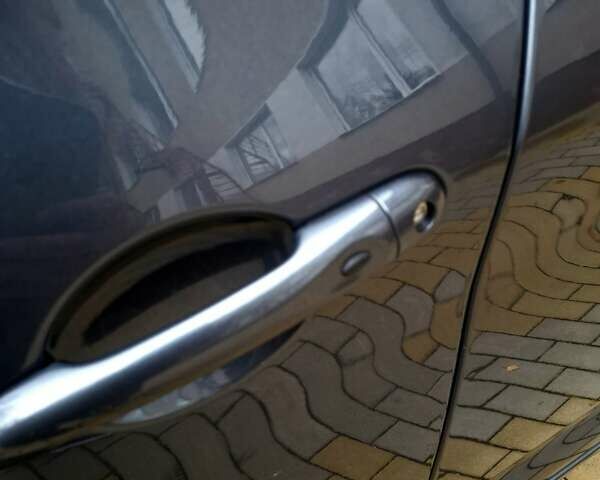 Сірий Рено Зое, об'ємом двигуна 0 л та пробігом 118 тис. км за 9200 $, фото 42 на Automoto.ua