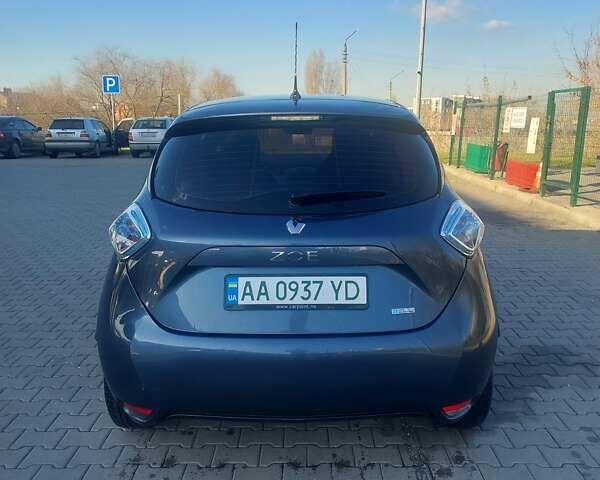 Сірий Рено Зое, об'ємом двигуна 0 л та пробігом 160 тис. км за 8000 $, фото 5 на Automoto.ua