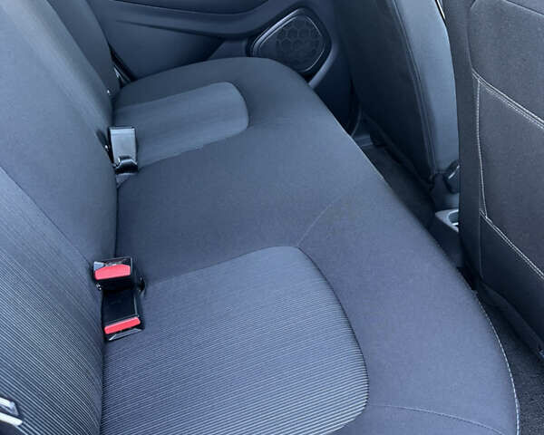 Рено Зое 2018 в Луцке на Automoto.ua Серый Рено Зое, объемом двигателя 0 л и пробегом 94 тыс. км за 9900 $, фото 9 на Automoto.ua