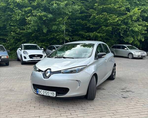 Сірий Рено Зое, об'ємом двигуна 0 л та пробігом 34 тис. км за 10799 $, фото 1 на Automoto.ua