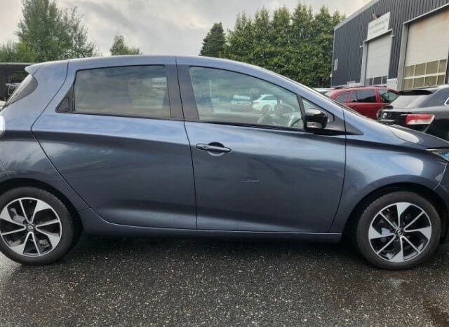 Серый Рено Зое, объемом двигателя 0 л и пробегом 82 тыс. км за 9200 $, фото 2 на Automoto.ua