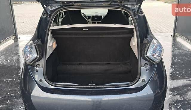 Сірий Рено Зое, об'ємом двигуна 0 л та пробігом 118 тис. км за 9200 $, фото 10 на Automoto.ua