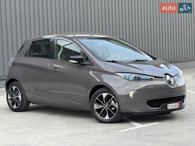Сірий Рено Зое, об'ємом двигуна 0 л та пробігом 126 тис. км за 10499 $, фото 7 на Automoto.ua