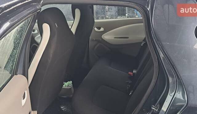 Сірий Рено Зое, об'ємом двигуна 0 л та пробігом 118 тис. км за 9200 $, фото 11 на Automoto.ua