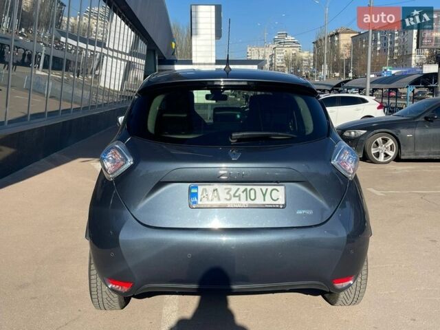 Сірий Рено Зое, об'ємом двигуна 0 л та пробігом 99 тис. км за 11700 $, фото 5 на Automoto.ua