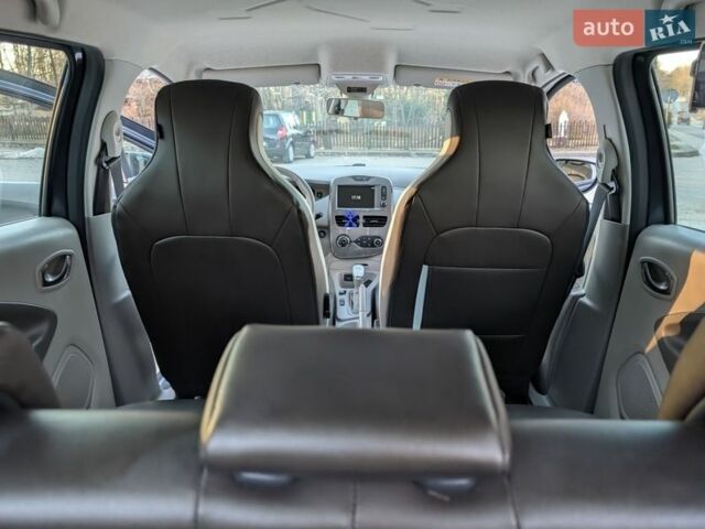 Сірий Рено Зое, об'ємом двигуна 0 л та пробігом 82 тис. км за 9999 $, фото 28 на Automoto.ua