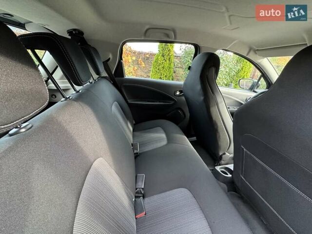 Рено Зое 2018 в Луцке на Automoto.ua Серый Рено Зое, объемом двигателя 0 л и пробегом 117 тыс. км за 9400 $, фото 13 на Automoto.ua