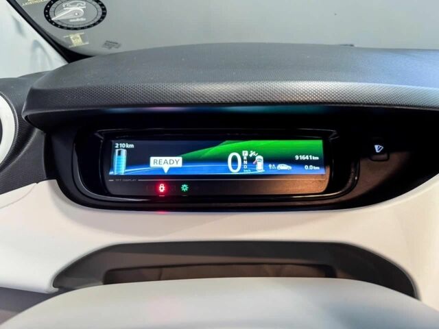 Сірий Рено Зое, об'ємом двигуна 0 л та пробігом 93 тис. км за 8900 $, фото 11 на Automoto.ua