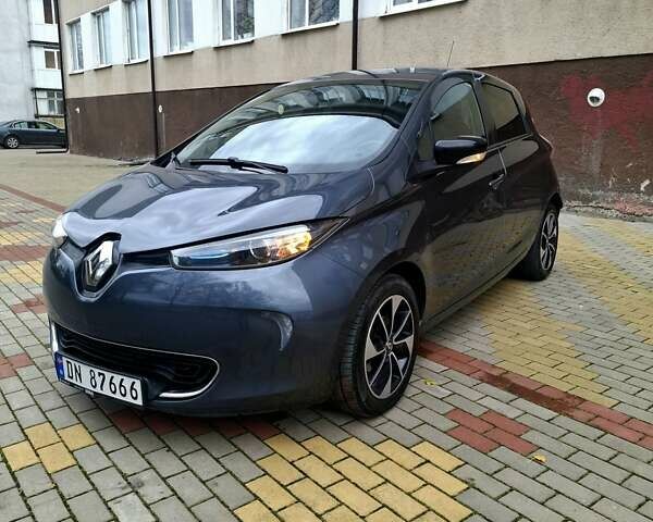 Сірий Рено Зое, об'ємом двигуна 0 л та пробігом 118 тис. км за 9200 $, фото 10 на Automoto.ua