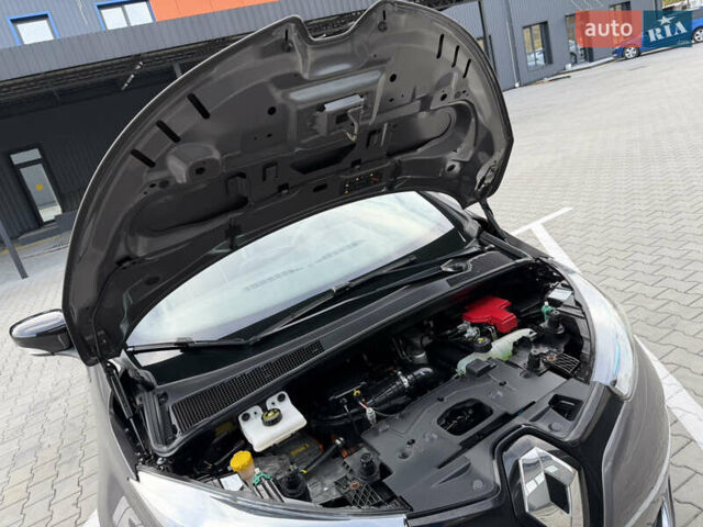 Сірий Рено Зое, об'ємом двигуна 0 л та пробігом 126 тис. км за 10499 $, фото 59 на Automoto.ua