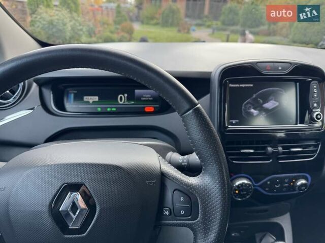 Рено Зое 2018 в Луцке на Automoto.ua Серый Рено Зое, объемом двигателя 0 л и пробегом 117 тыс. км за 9400 $, фото 21 на Automoto.ua