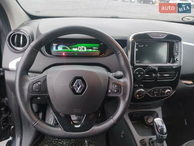 Сірий Рено Зое, об'ємом двигуна 0 л та пробігом 98 тис. км за 9200 $, фото 16 на Automoto.ua