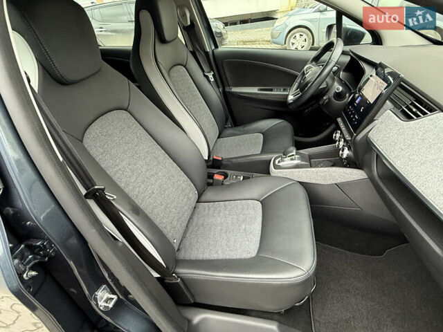 Сірий Рено Зое, об'ємом двигуна 0 л та пробігом 42 тис. км за 12950 $, фото 17 на Automoto.ua