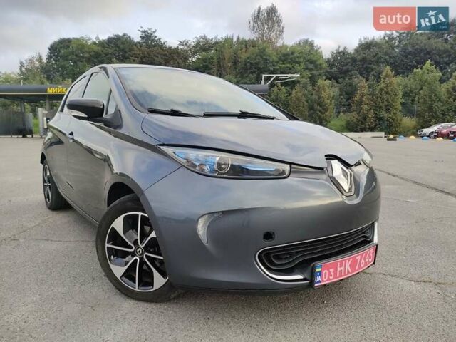 Серый Рено Зое, объемом двигателя 0 л и пробегом 158 тыс. км за 9300 $, фото 13 на Automoto.ua