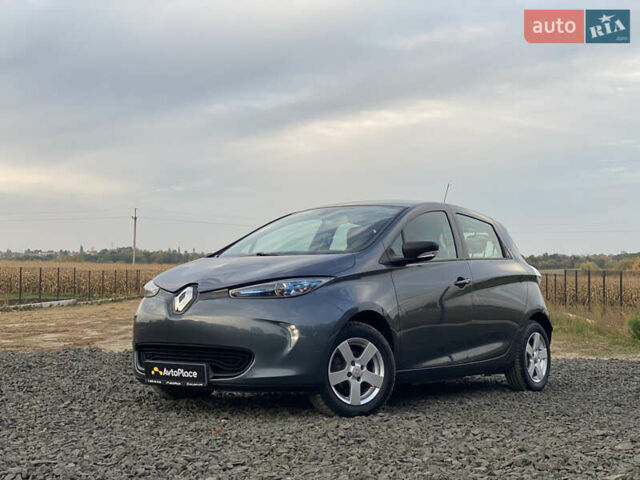 Серый Рено Зое, объемом двигателя 0 л и пробегом 112 тыс. км за 9800 $, фото 76 на Automoto.ua