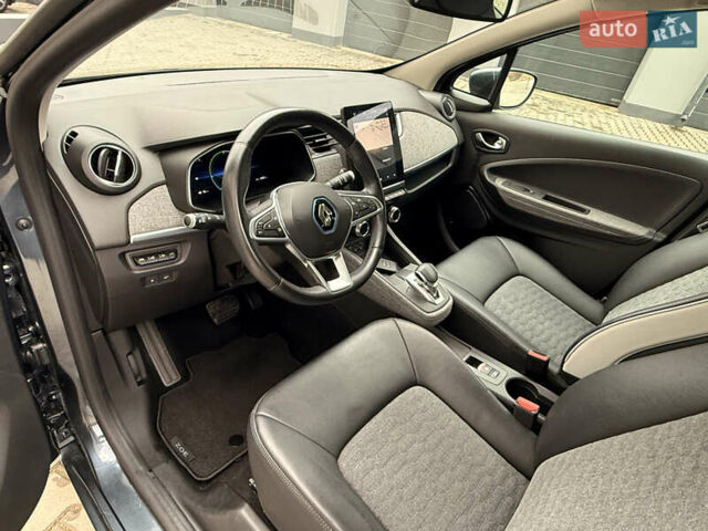 Сірий Рено Зое, об'ємом двигуна 0 л та пробігом 42 тис. км за 12950 $, фото 25 на Automoto.ua