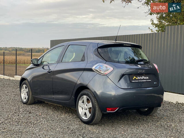 Серый Рено Зое, объемом двигателя 0 л и пробегом 112 тыс. км за 9800 $, фото 79 на Automoto.ua