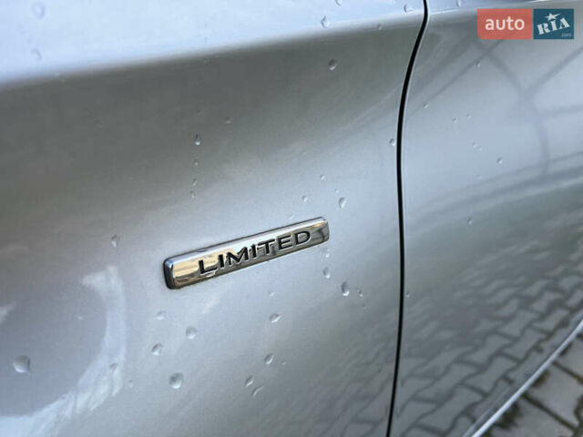 Сірий Рено Зое, об'ємом двигуна 0 л та пробігом 67 тис. км за 10150 $, фото 32 на Automoto.ua