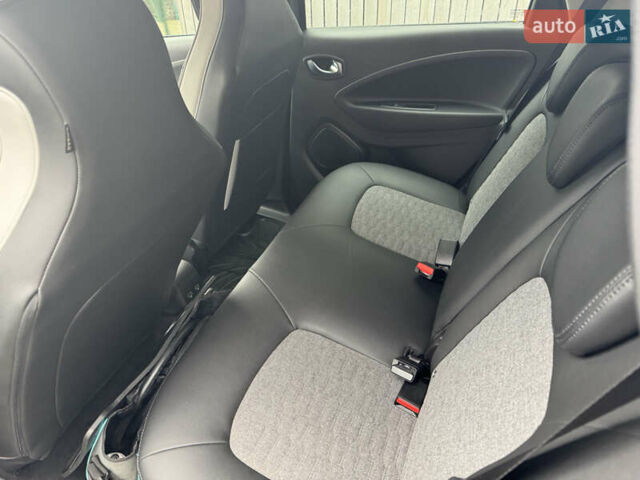 Рено Зое 2019 у Тернополі на Automoto.ua Сірий Рено Зое, об'ємом двигуна 0 л та пробігом 84 тис. км за 12800 $, фото 14 на Automoto.ua