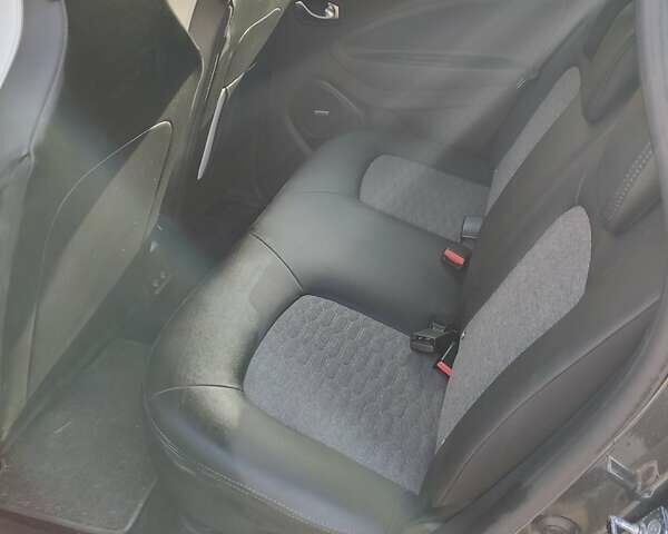 Сірий Рено Зое, об'ємом двигуна 0 л та пробігом 110 тис. км за 12600 $, фото 12 на Automoto.ua