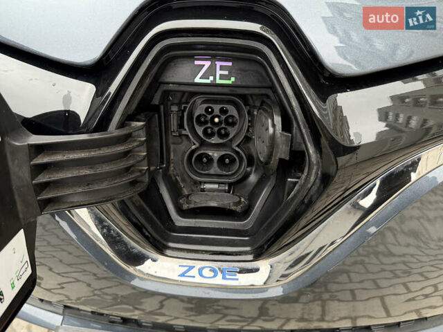 Сірий Рено Зое, об'ємом двигуна 0 л та пробігом 42 тис. км за 12950 $, фото 50 на Automoto.ua