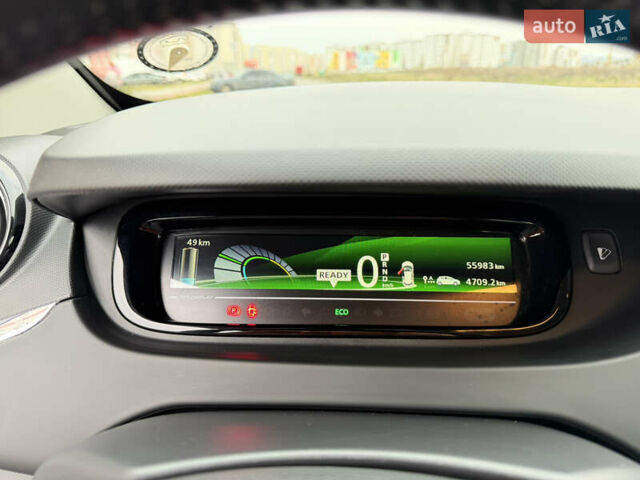 Сірий Рено Зое, об'ємом двигуна 0 л та пробігом 55 тис. км за 11999 $, фото 55 на Automoto.ua