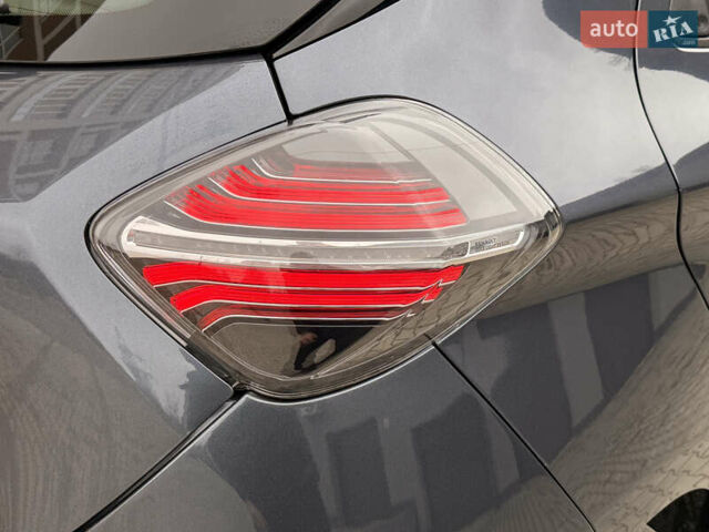 Сірий Рено Зое, об'ємом двигуна 0 л та пробігом 42 тис. км за 12950 $, фото 61 на Automoto.ua