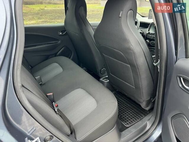 Сірий Рено Зое, об'ємом двигуна 0 л та пробігом 128 тис. км за 9150 $, фото 20 на Automoto.ua
