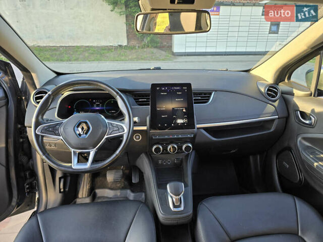 Рено Зое 2019 в Киеве на Automoto.ua Серый Рено Зое, объемом двигателя 0 л и пробегом 109 тыс. км за 12999 $, фото 5 на Automoto.ua