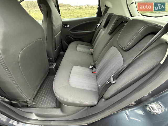 Сірий Рено Зое, об'ємом двигуна 0 л та пробігом 55 тис. км за 11999 $, фото 67 на Automoto.ua