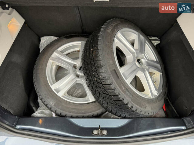 Сірий Рено Зое, об'ємом двигуна 0 л та пробігом 55 тис. км за 11999 $, фото 72 на Automoto.ua