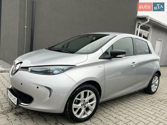 Сірий Рено Зое, об'ємом двигуна 0 л та пробігом 67 тис. км за 10150 $, фото 15 на Automoto.ua