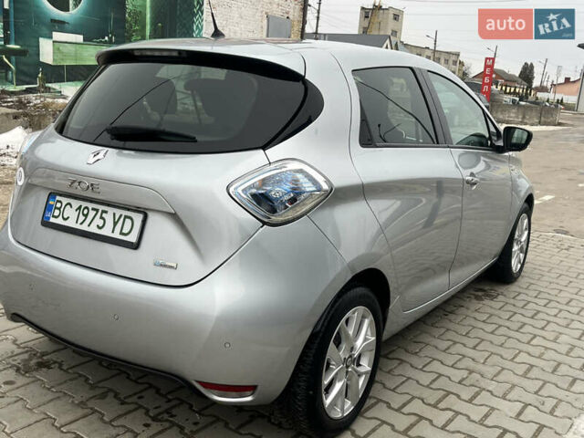 Сірий Рено Зое, об'ємом двигуна 0 л та пробігом 67 тис. км за 10150 $, фото 20 на Automoto.ua
