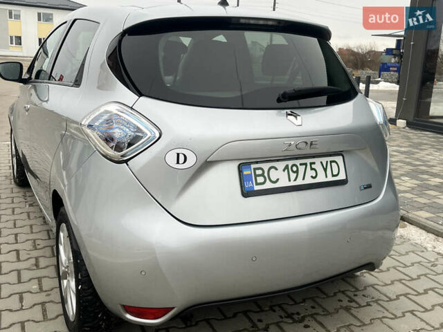 Сірий Рено Зое, об'ємом двигуна 0 л та пробігом 67 тис. км за 10150 $, фото 9 на Automoto.ua
