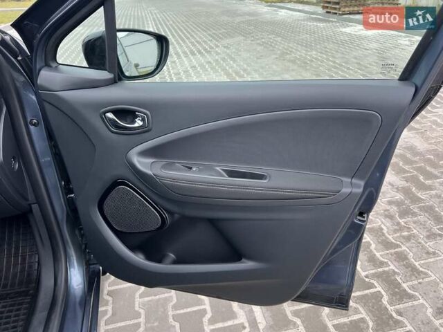 Сірий Рено Зое, об'ємом двигуна 0 л та пробігом 128 тис. км за 9150 $, фото 26 на Automoto.ua