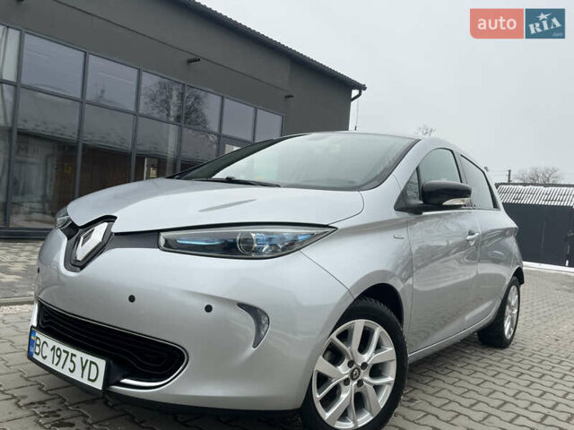 Сірий Рено Зое, об'ємом двигуна 0 л та пробігом 67 тис. км за 10150 $, фото 2 на Automoto.ua
