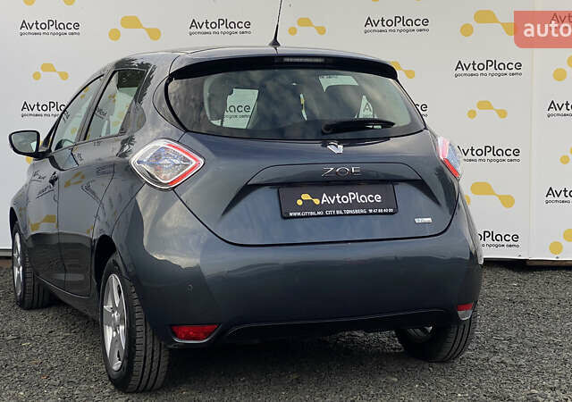 Серый Рено Зое, объемом двигателя 0 л и пробегом 112 тыс. км за 9800 $, фото 101 на Automoto.ua