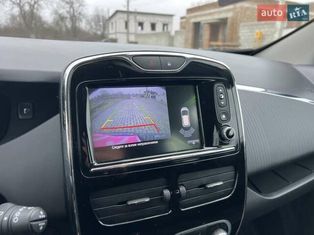 Сірий Рено Зое, об'ємом двигуна 0 л та пробігом 128 тис. км за 9150 $, фото 32 на Automoto.ua