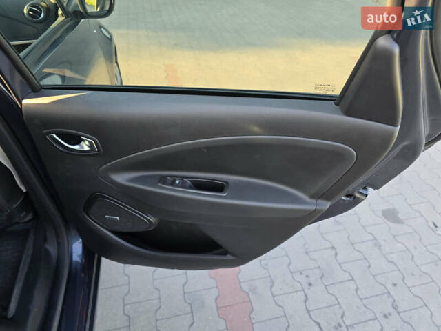 Рено Зое 2019 в Киеве на Automoto.ua Серый Рено Зое, объемом двигателя 0 л и пробегом 109 тыс. км за 12999 $, фото 8 на Automoto.ua