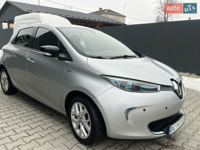 Сірий Рено Зое, об'ємом двигуна 0 л та пробігом 67 тис. км за 10150 $, фото 13 на Automoto.ua