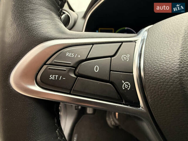 Сірий Рено Зое, об'ємом двигуна 0 л та пробігом 42 тис. км за 12950 $, фото 40 на Automoto.ua