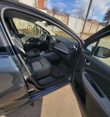 Сірий Рено Зое, об'ємом двигуна 0 л та пробігом 16 тис. км за 12900 $, фото 12 на Automoto.ua