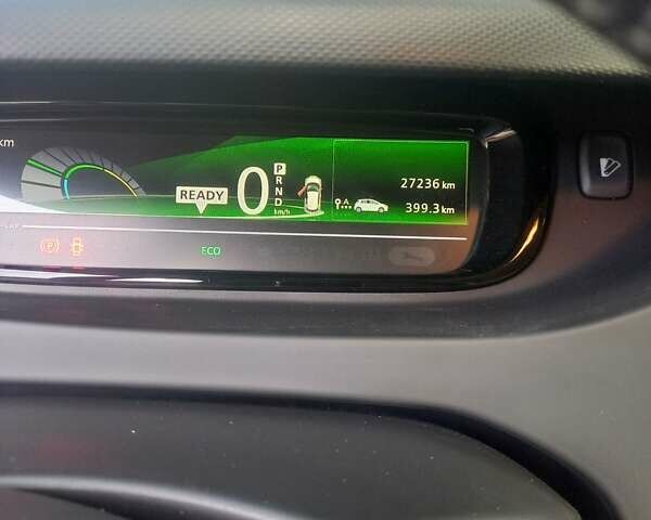 Сірий Рено Зое, об'ємом двигуна 0 л та пробігом 27 тис. км за 11450 $, фото 12 на Automoto.ua