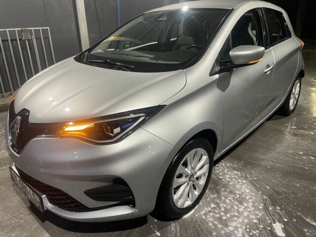 Сірий Рено Зое, об'ємом двигуна 0 л та пробігом 76 тис. км за 12900 $, фото 3 на Automoto.ua