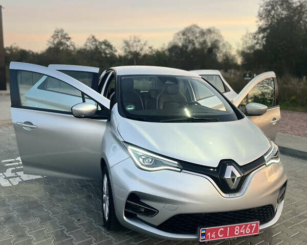 Сірий Рено Зое, об'ємом двигуна 0 л та пробігом 86 тис. км за 12300 $, фото 24 на Automoto.ua